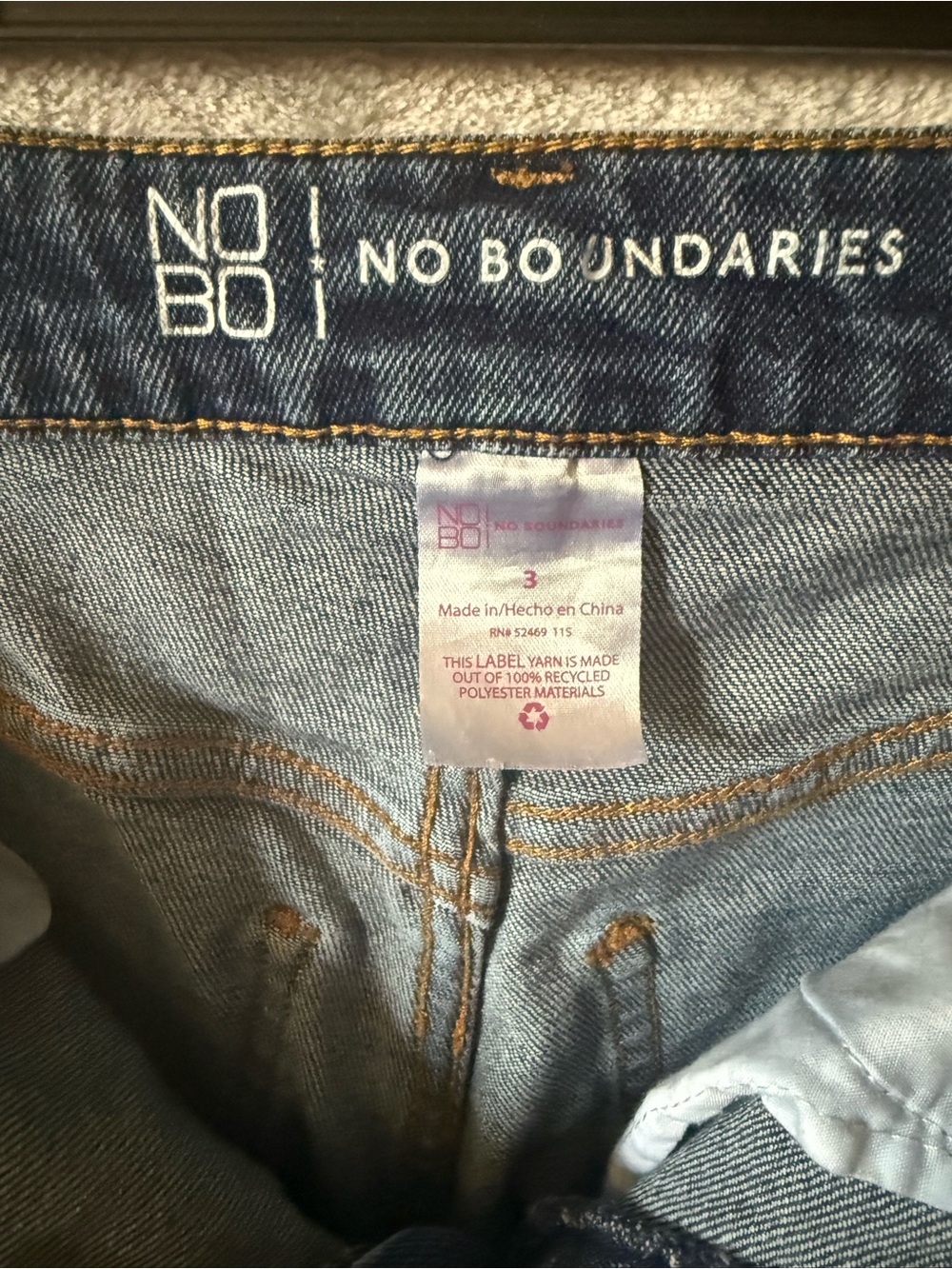 No Boundaries Women's Dark Blue Ripped Skinny Jeans - Picture 4 of 4